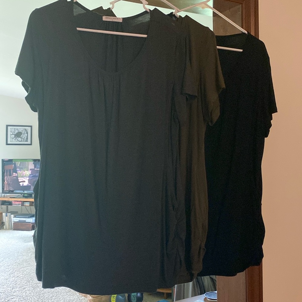 Smallshow - like-new, maternity nursing shirt